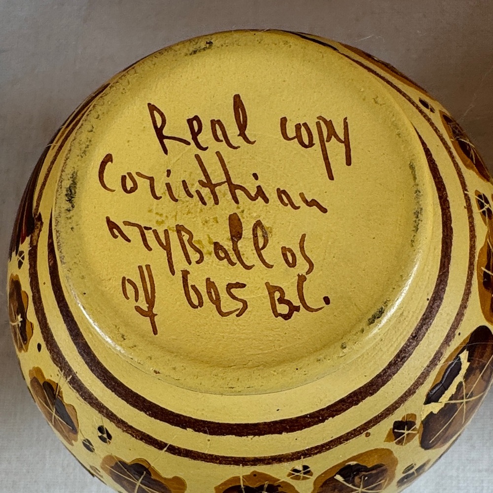Vintage Handmade ceramic reproduction of an ancient Greek aryballos oil jar. - Picture 9 of 12